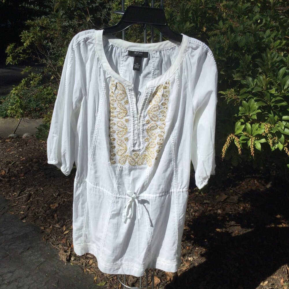Alfani Gold Sequin Front Raglan sleeve White Tunic